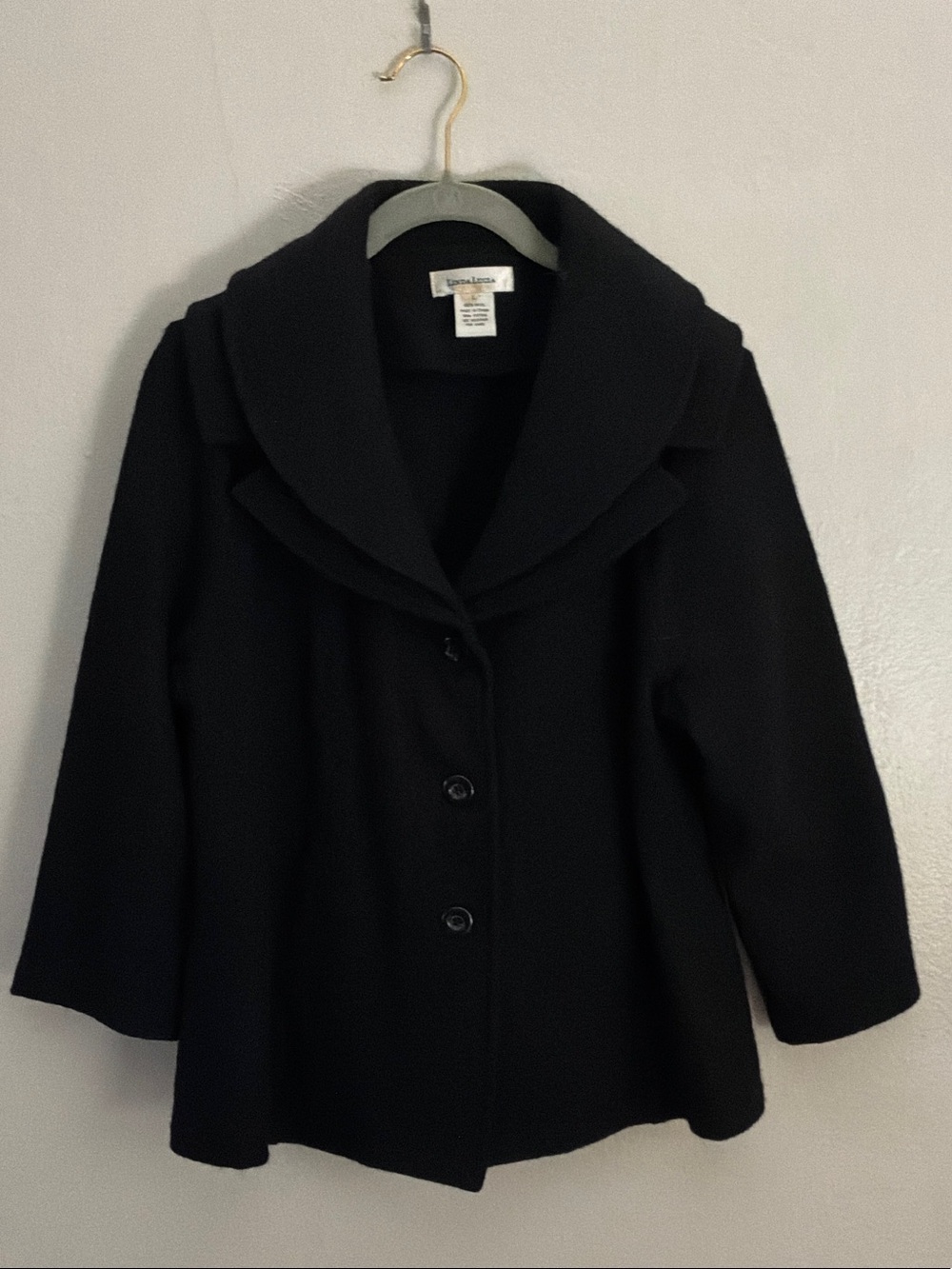 Shawl-Collar Black Peacoat with Button Front